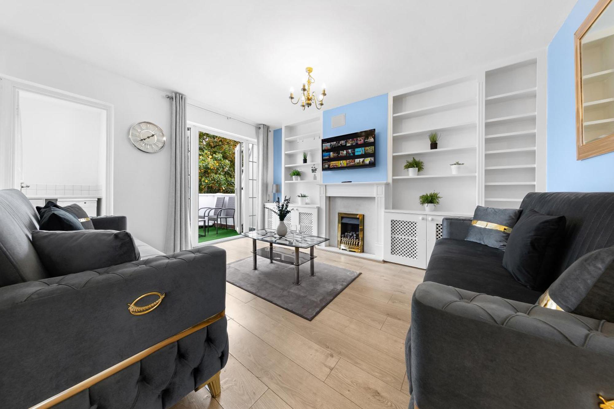 Newly Renovated Kensington 2 Bedroom Apartment With Balcony Near Harrods Sleeps 6, 2 Min Walk From Station Londres Extérieur photo