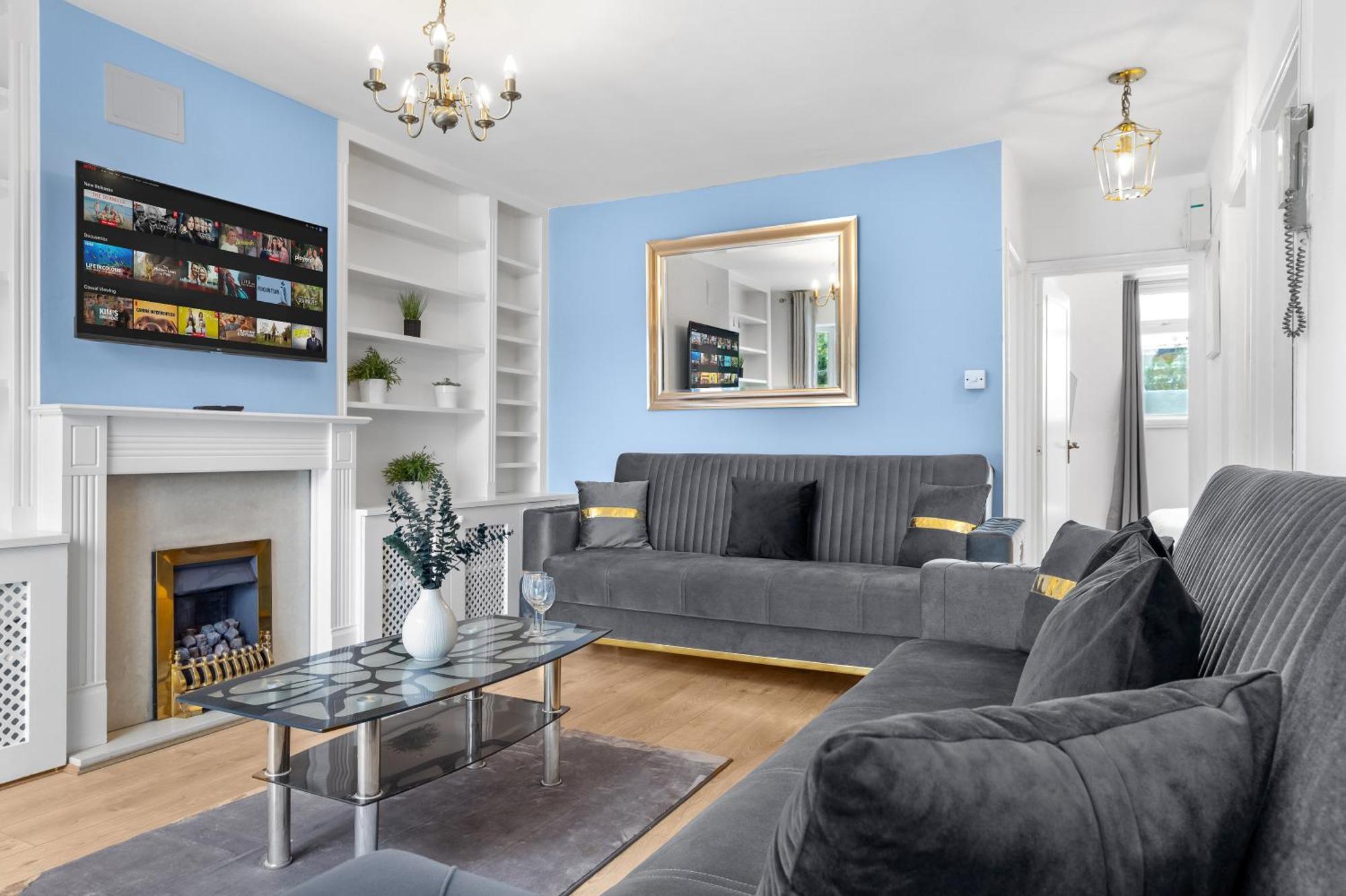 Newly Renovated Kensington 2 Bedroom Apartment With Balcony Near Harrods Sleeps 6, 2 Min Walk From Station Londres Extérieur photo